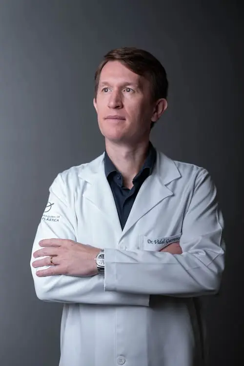 Melhor cirurgião plástico de Cuiabá - Dr Vidal Guerreiro